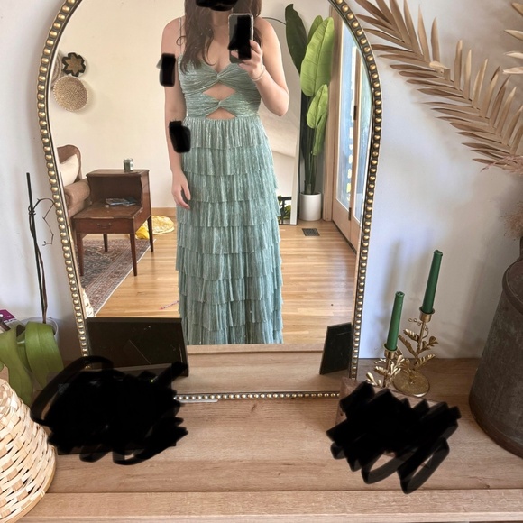 Gianni Bini Grace Metallic semi formal dress - Picture 2 of 3